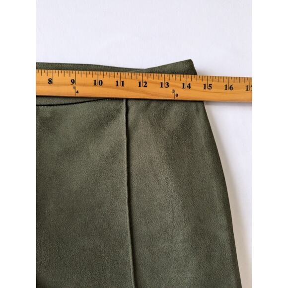 Vince Camuto Faux Suede Pants Womens Size Small Pine Forest Green Pull-On Seam - Picture 7 of 9